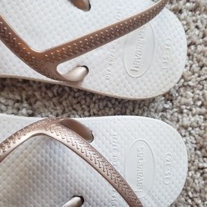 Havaianas Shoes - Havaianas Freedom Sandals Rose gold size 6 Havaianas Shoes - Havaianas Freedom Sandals Rose gold size 6